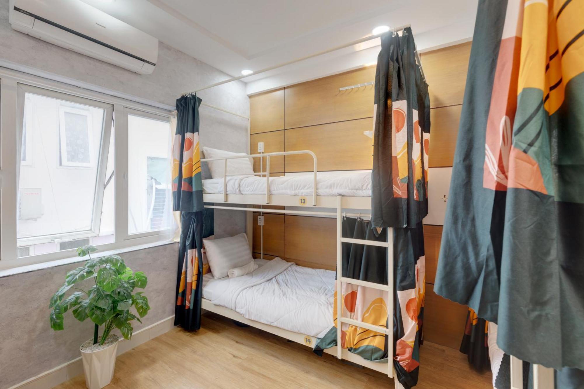 Saigon Authentic Hostel - Daily Walking Morning City Tour, Fresh Daily Breakfast, Gym & Rooftop Billiard Ho Chi Minh City Exterior photo